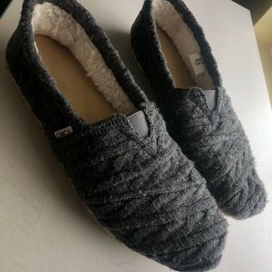 TOMS Slip Ons